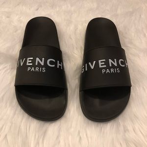 givenchy flip flops mens